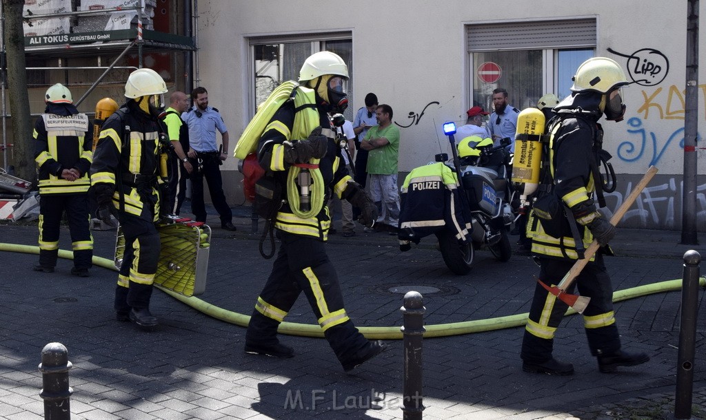 Explo Feuer 2 Koeln Kalk Hoefestr P043.JPG - Miklos Laubert